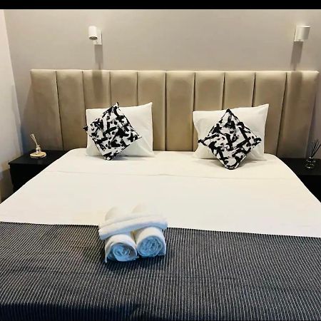 Apartamento Sociedade Farmaceutica Lisboa Exteriör bild