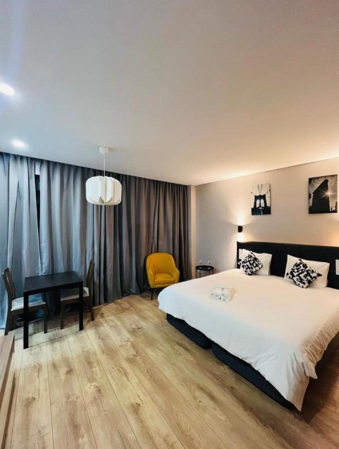 Apartamento Sociedade Farmaceutica Lisboa Exteriör bild