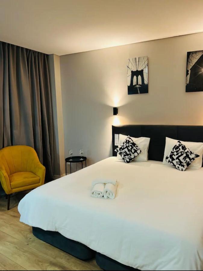 Apartamento Sociedade Farmaceutica Lisboa Exteriör bild