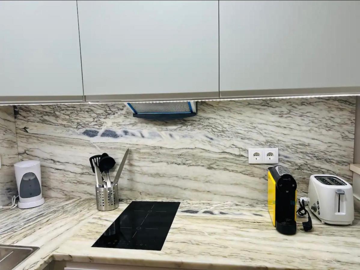 Apartamento Sociedade Farmaceutica Lisboa Exteriör bild