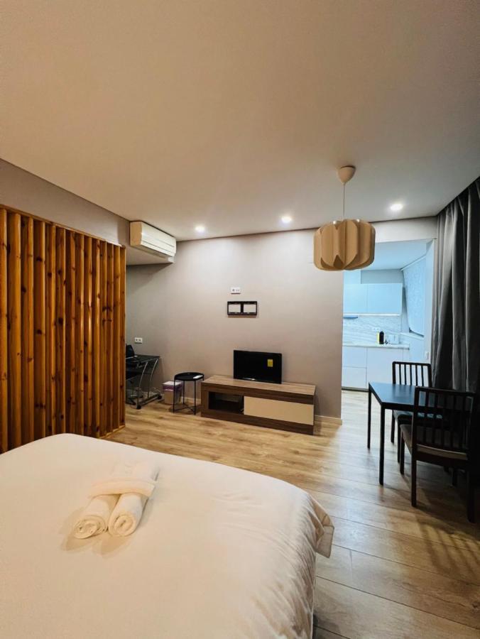 Apartamento Sociedade Farmaceutica Lisboa Exteriör bild