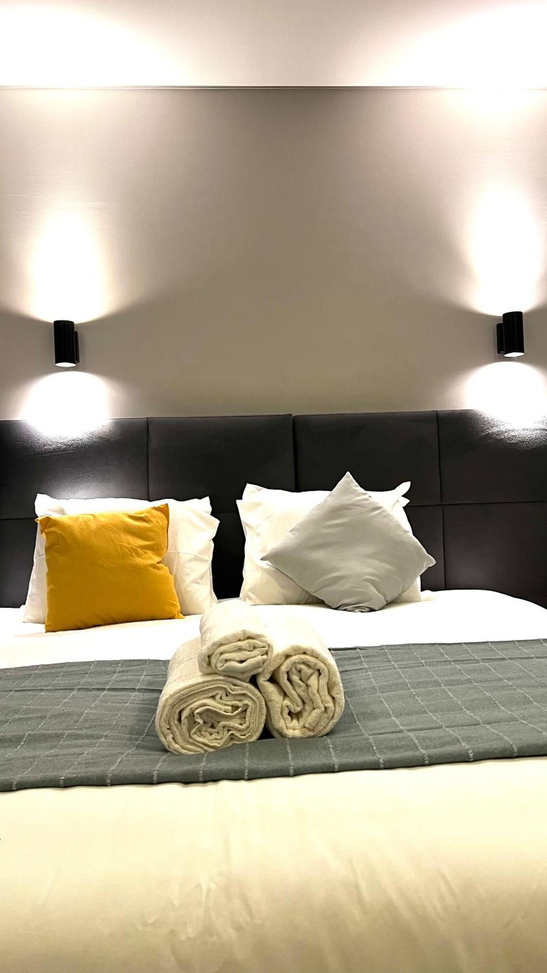 Apartamento Sociedade Farmaceutica Lisboa Exteriör bild